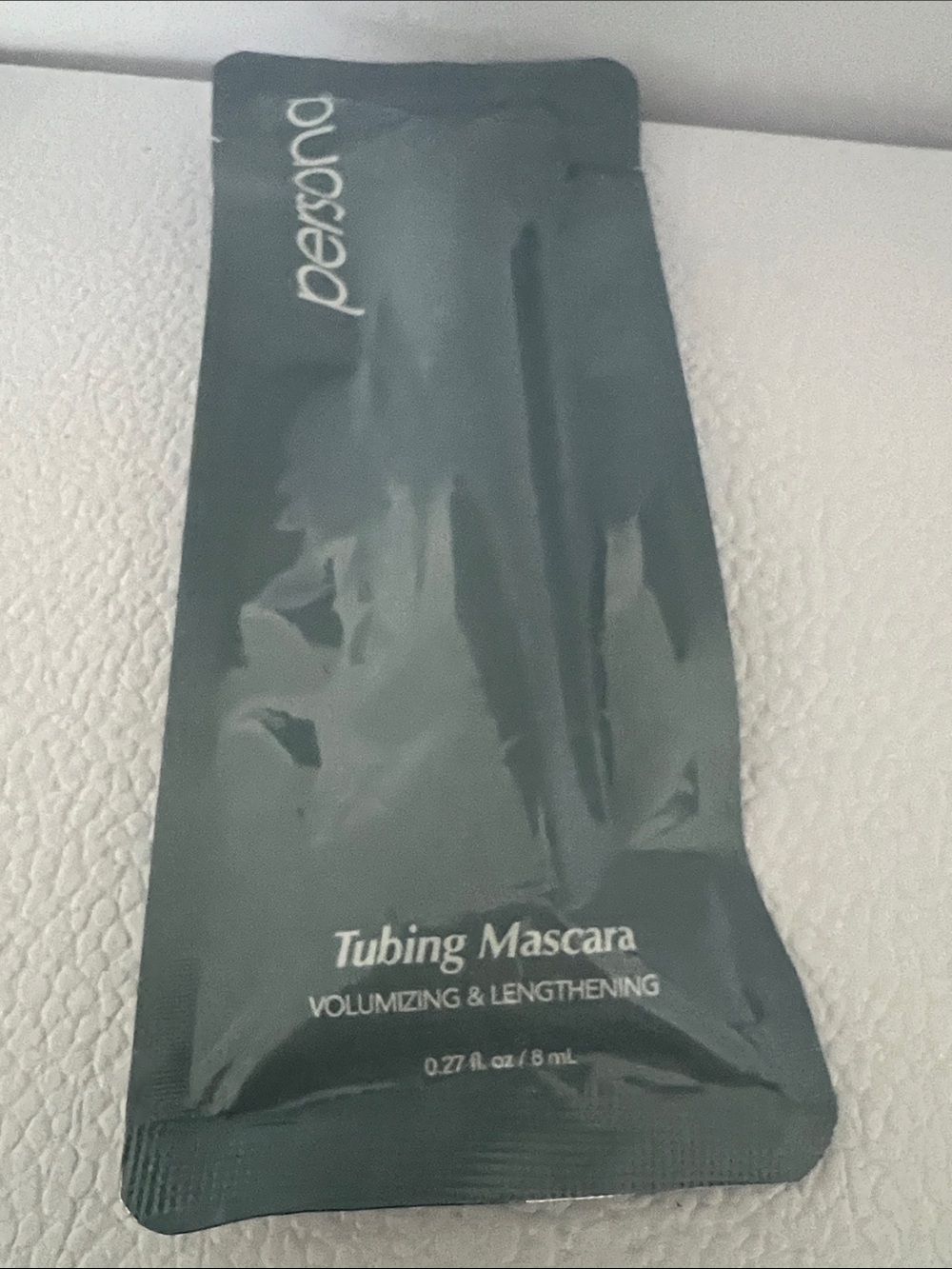 Persona Tubing Mascara - color black